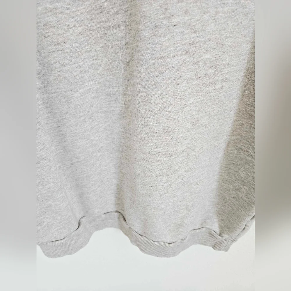 Babaton Gray Cream Crewneck Sweater‎ size Large